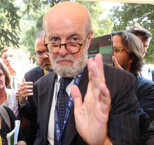 Intesa, Cucchiani dà l'addio Le sfide sul tavolo di Messina