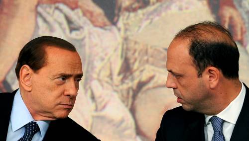 Berlusconi al Pdl: "Ho deciso da solo"