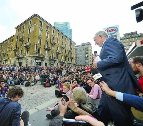 Perfino i centri sociali si sentono traditi