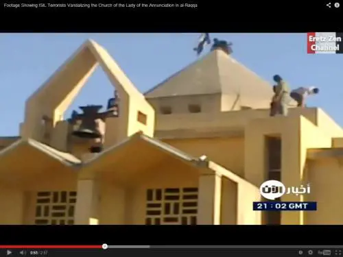 La bandiera di Al Qaida sulle chiese profanate Ecco la Siria dei ribelli