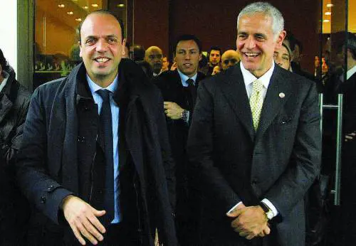 La bufera romana scuote la politica Ecco chi sta con chi