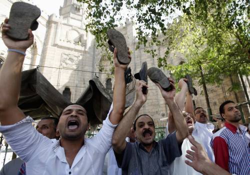 Nuovi disordini in Egitto: 5 morti