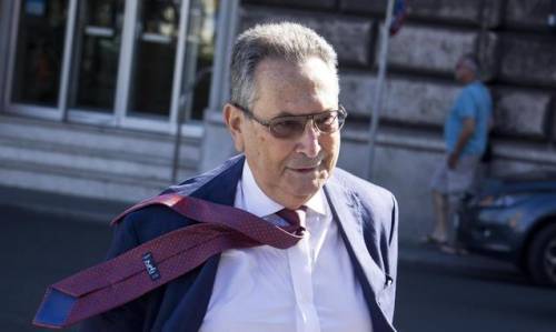Franco Coppi, uno degli avvocati della difesa di Berlusconi