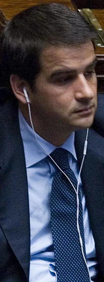 I lealisti aspettano un passo falso degli alfaniani