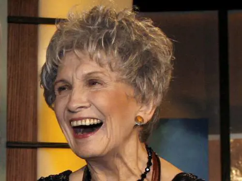 Il Nobel per la letteratura alla canadese Alice Munro