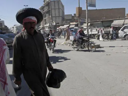 Siria, 1500 persone evacuate da quartiere di Damasco assediato