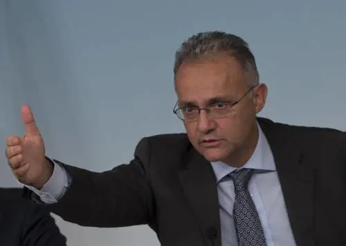 Il ministro della Difesa Mario Mauro