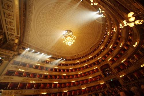 Una veduta interna del Teatro alla Scala di Milano