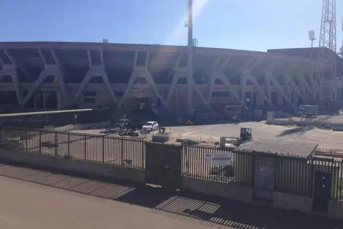 Riapre «casa Cagliari» ma il Sant'Elia resta un club esclusivo il reportage