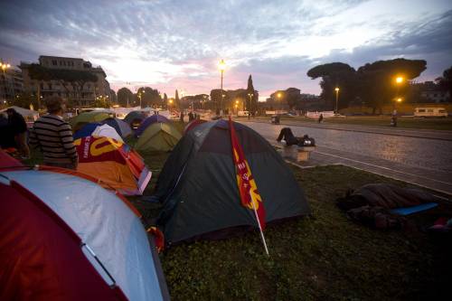 Roma, ancora fermi e sequestri in attesa della manifestazione