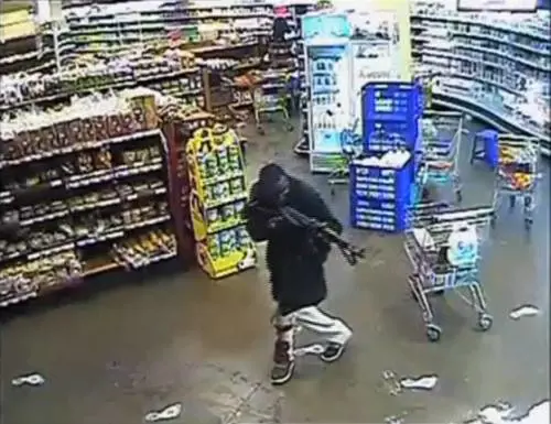 Kenya, in un video i militari saccheggiano i negozi del Westgate