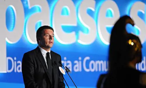 Renzi attacca il Porcellum e fa traballare la maggioranza