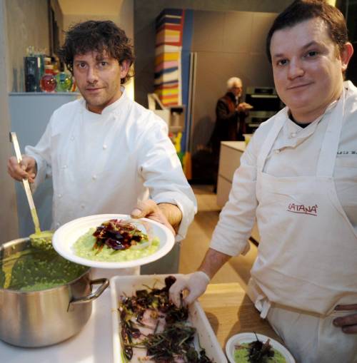 I grandi chef ai fornelli con i fratiIl pranzo Opera San Francesco