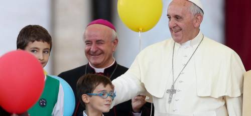 Papa Francesco, Scalfari e il filo diretto di Twitter
