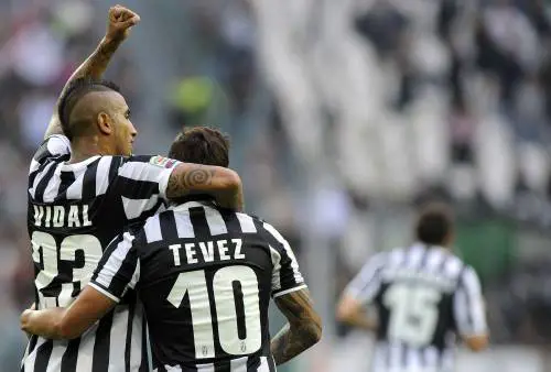 Conte vince e spara: "Gli scienziati del calcio dovrebbero stare zitti"