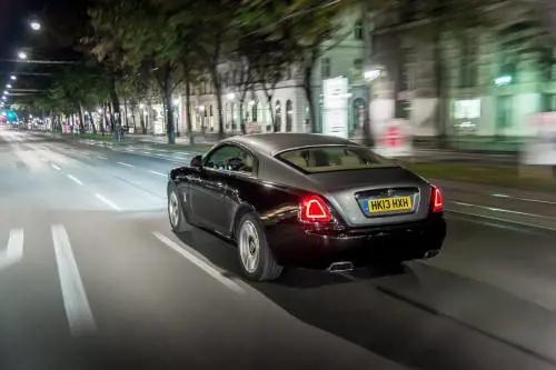 Rolls-Royce Wraith: 4 posti extra lusso