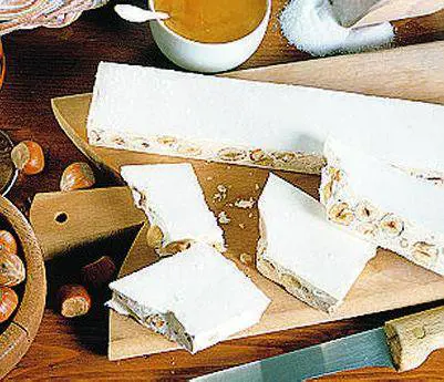 La Lombardia celebra sua maestà il torrone