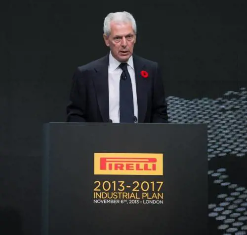 Pirelli, meno debiti e più investimenti