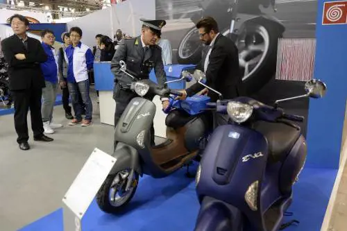 Controlli della Finanzaal salone del motociclo Eicma 2013