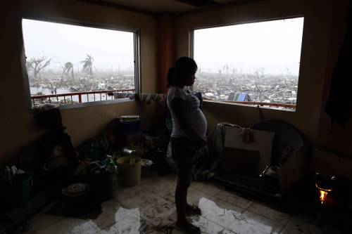 Filippine devastate dal tifone: 10mila vittime