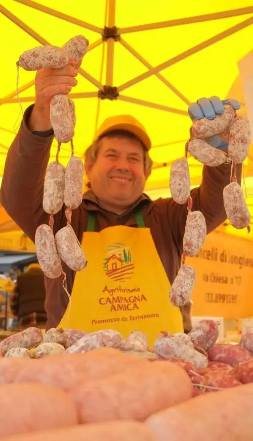 Centomila persone  «Sulla buona strada» in corso Buenos Aires