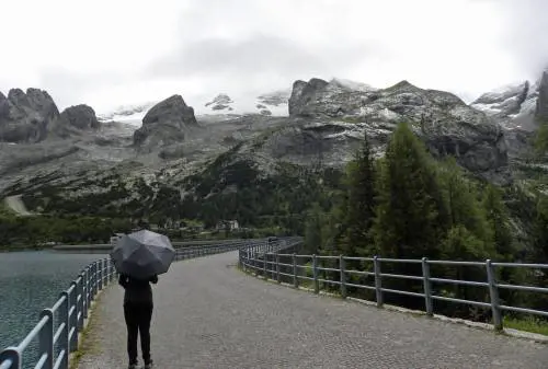 Raffiche di vento e freddo si abbattono sull'Italia
