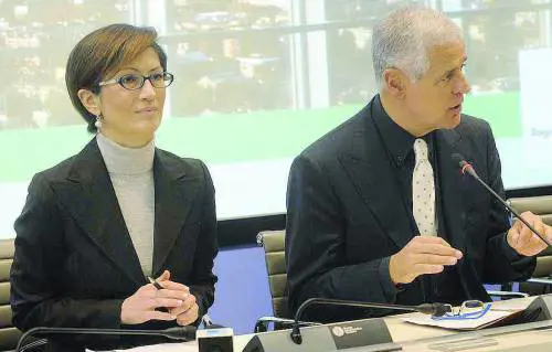 Formigoni-Gelmini, lite sui numeri