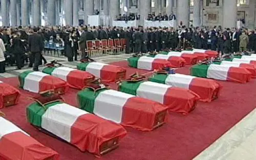 Ai feriti nessuna medaglia: "Forse ci preferivano morti"