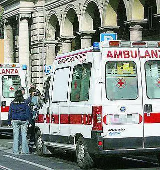 Aggredisce e accoltella la moglie: preso Cernusco sul Naviglio