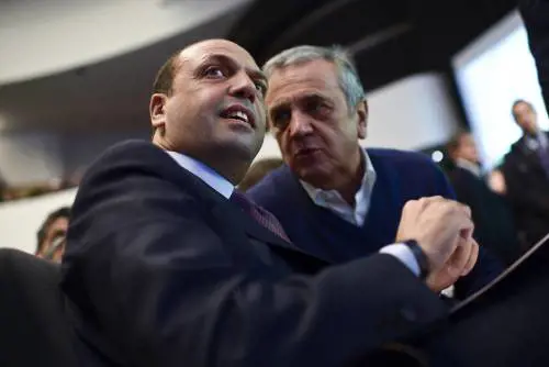 Ecco il Nuovo centrodestra: 30 senatori e 29 deputati