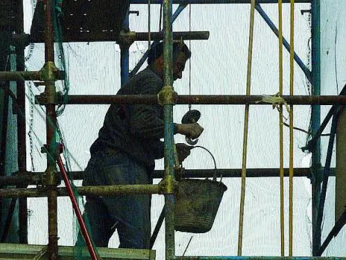 Fondo di Palazzo Marino e sindacati. Almeno 300mila euro riservati agli over 45