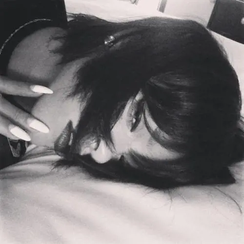 Sexy Rihanna: look nuovo ma amore vecchio