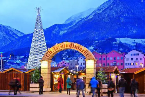 Che incanto aspettare il Natale tra le cime innevate dell'Austria