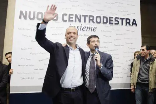 Alfano in pressing sul Pd: "Niente alibi sulla giustizia"