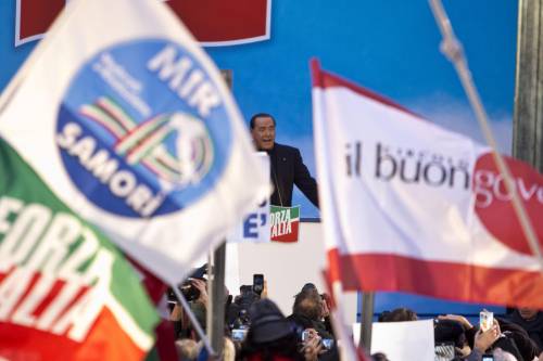 Sondaggi Datamedia: centrodestra avanti di un punto