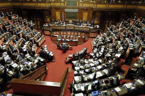 Ore 17.42: in Senato scatta la ghigliottina