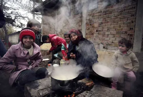 Profughi siriani nel campo di Harmanli (Bulgaria)