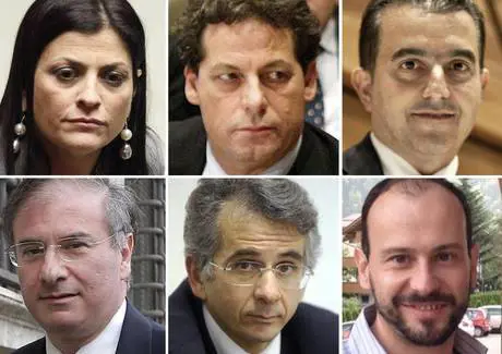 Con FI all'opposizione arrivano le dimissioni dei sottosegretari