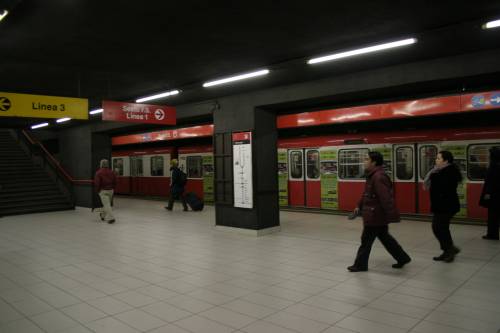 Milano, 65enne muore in metropolitana dopo un tentato borseggio