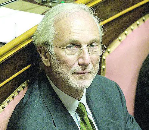 Renzo contro Renzi Il senatore Piano demolisce il nuovo Senato