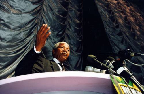 Il commento di Caputo: Cosa attende il Paese ora che Madiba è morto