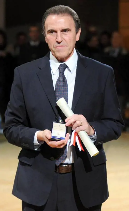 Dal premio allo schiaffo Milano vietata a Recalcati