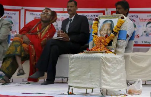 L'omaggio a Nelson Mandela