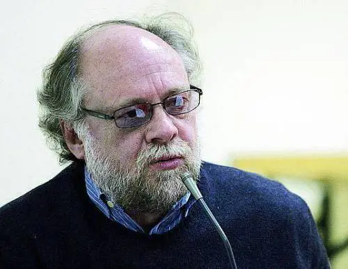 In città torna la «caccia» al fascista