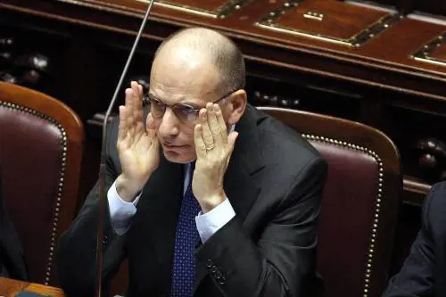 Ora Letta si sente stretto nella tenaglia Renzi-Cav