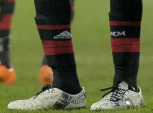 Super scarpini per SuperMario