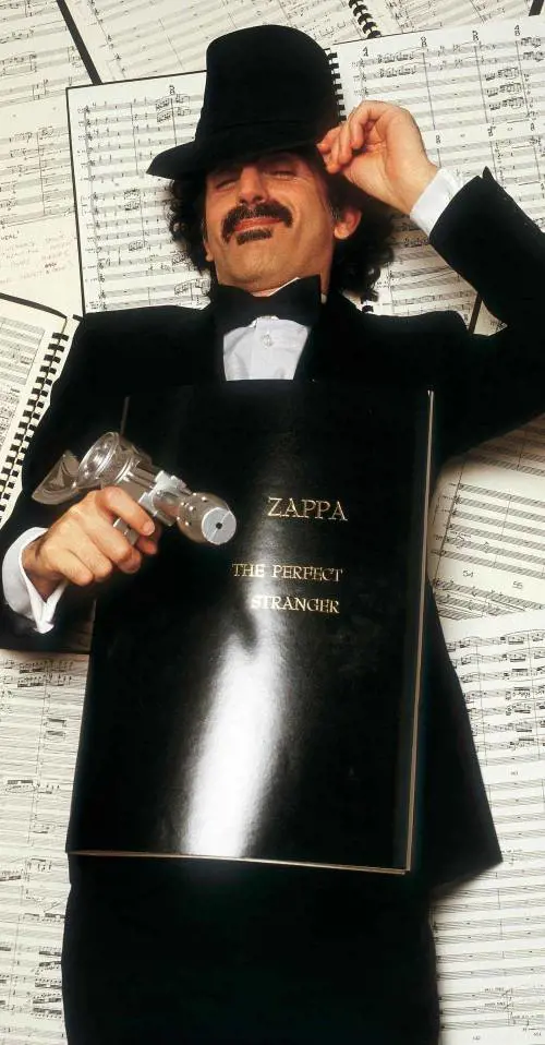 Una lunga notte bianca nel segno di Frank Zappa