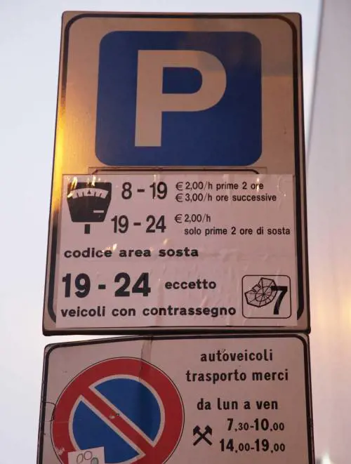 Sosta, la maxi truffa dei parcheggi auto finisce dal 7 gennaio