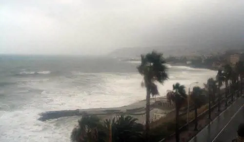 Maltempo sull'Italia, massima allerta in Liguria: evacuazioni nello spezzino