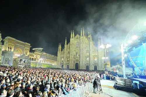 Brindisi con Elio e la Rettore  2014 tra hotel, disco e «privé»